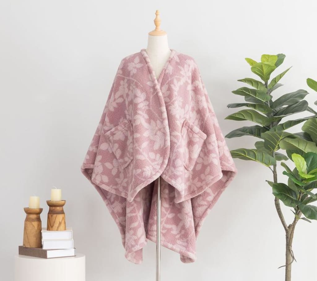 snugges™ Wearable Blanket